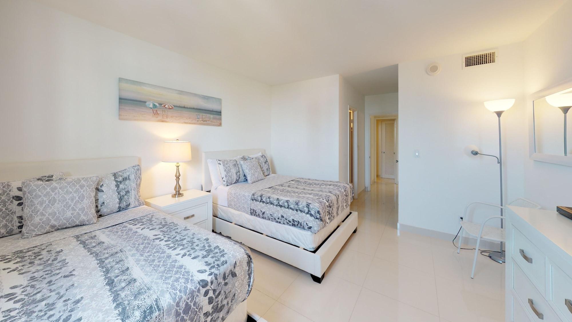 Ocean Reserve Sunny Isles Beach Extérieur photo