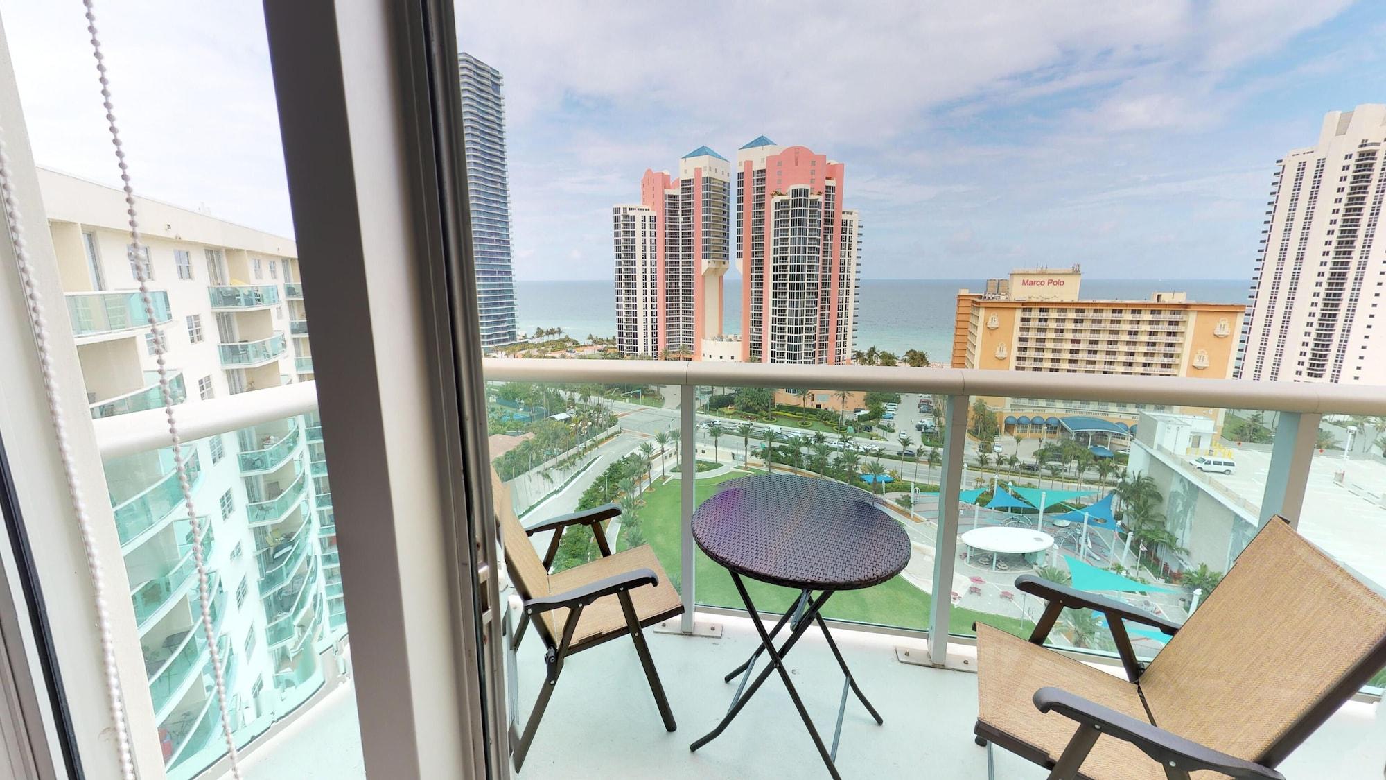 Ocean Reserve Sunny Isles Beach Extérieur photo